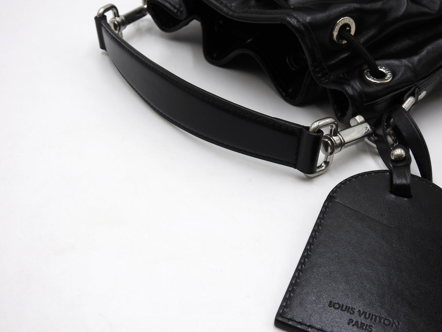 LOUIS VUITTON Noe Cargo Shoulder Bucket Hand Bag Calf Leather Black M13985